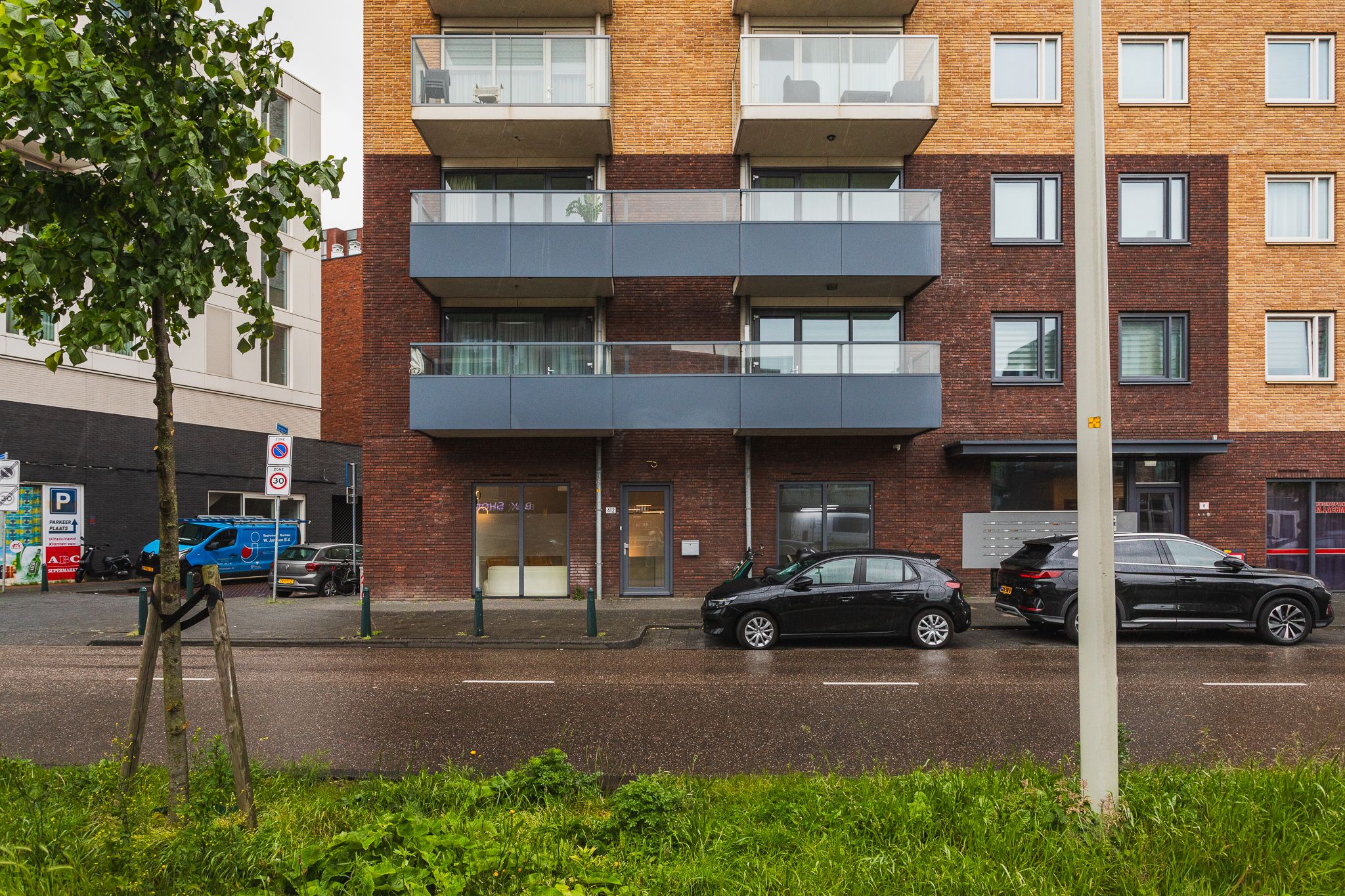 Photo 48 of Waldorpstraat 434