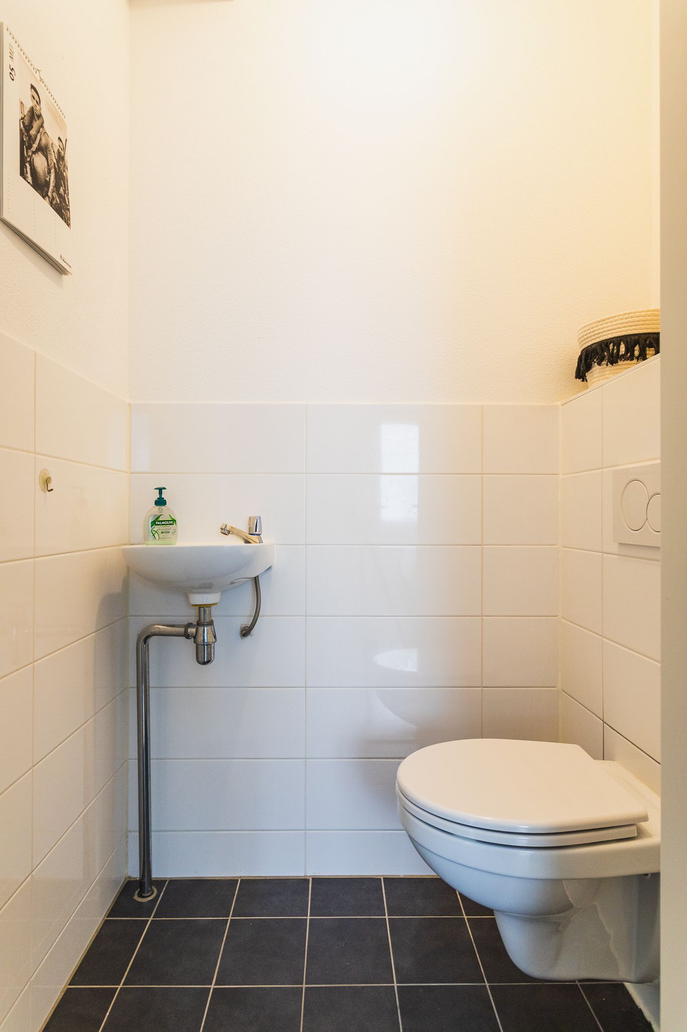 Photo 33 of Waldorpstraat 434