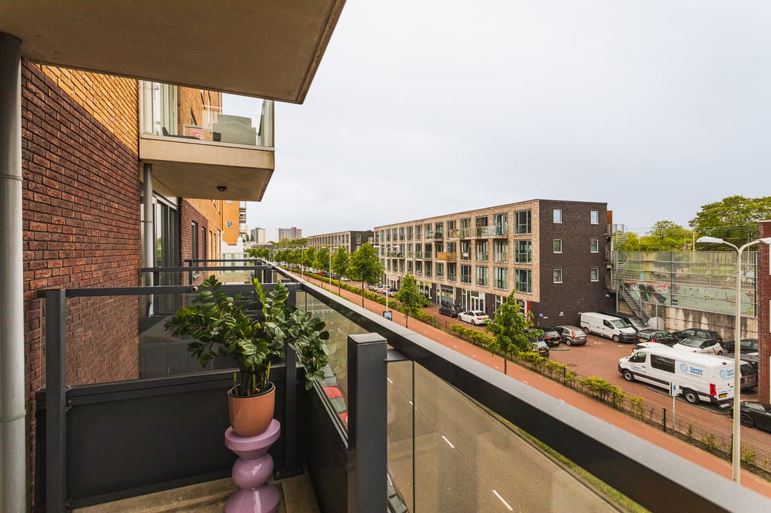 Photo 16 of Waldorpstraat 434
