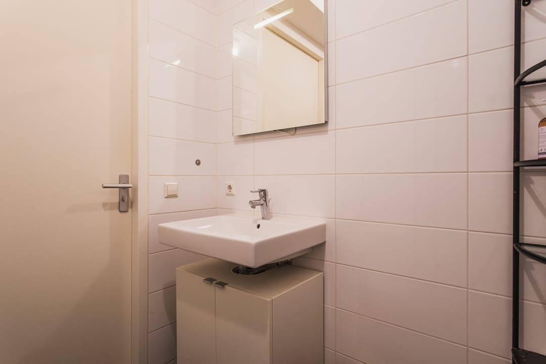 Photo 28 of Waldorpstraat 434