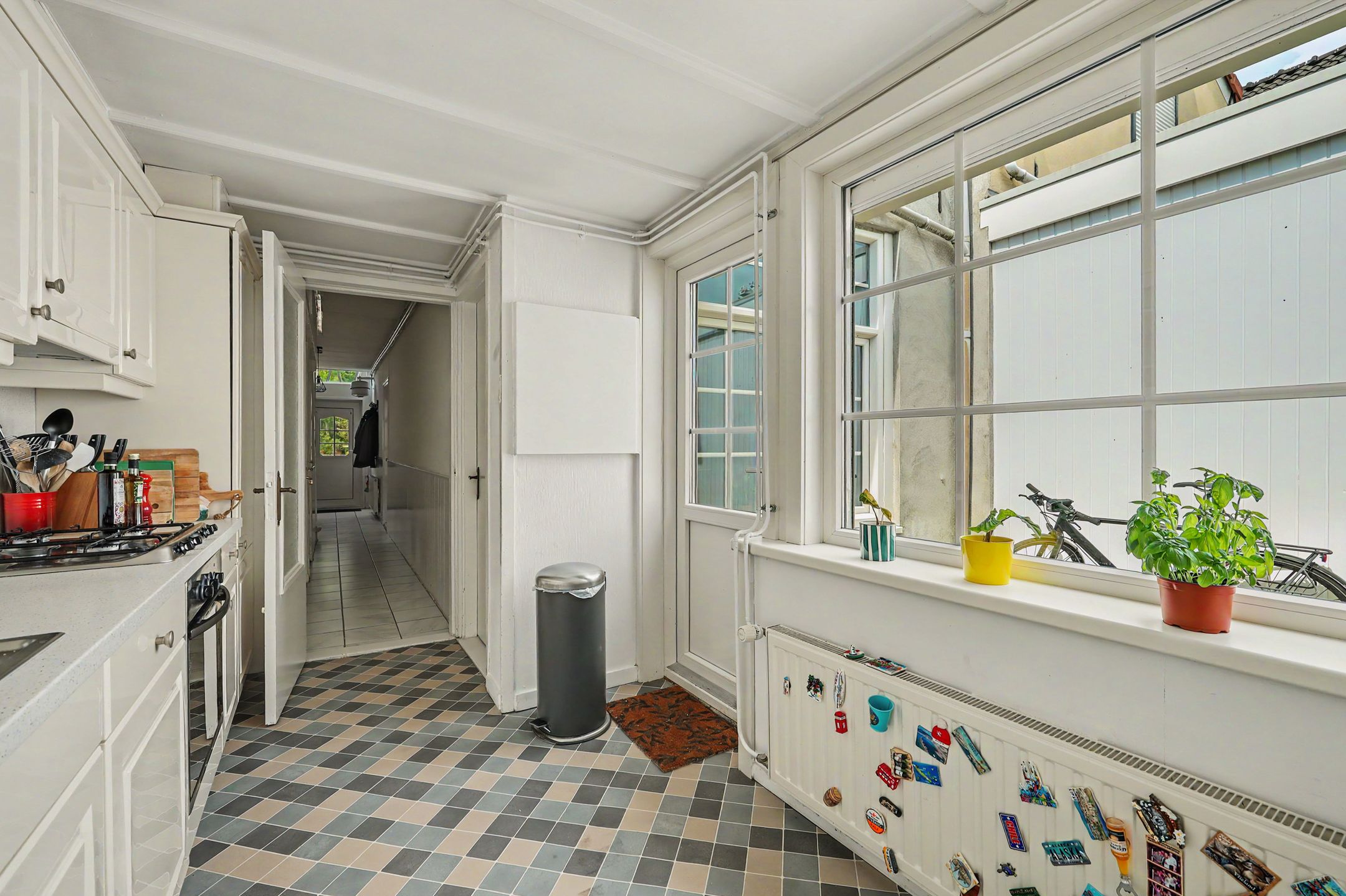 Charming terraced house with park views near Vlissingen city centre and boulevard — 18