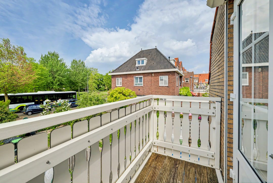Charming terraced house with park views near Vlissingen city centre and boulevard — 22