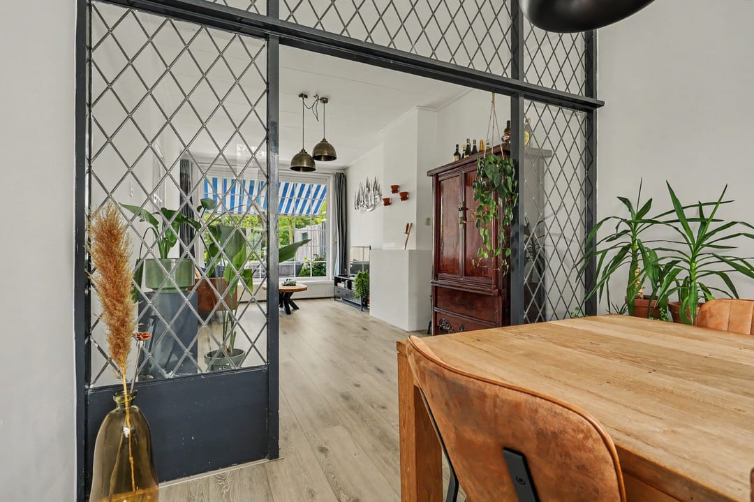 Charming terraced house with park views near Vlissingen city centre and boulevard — 13
