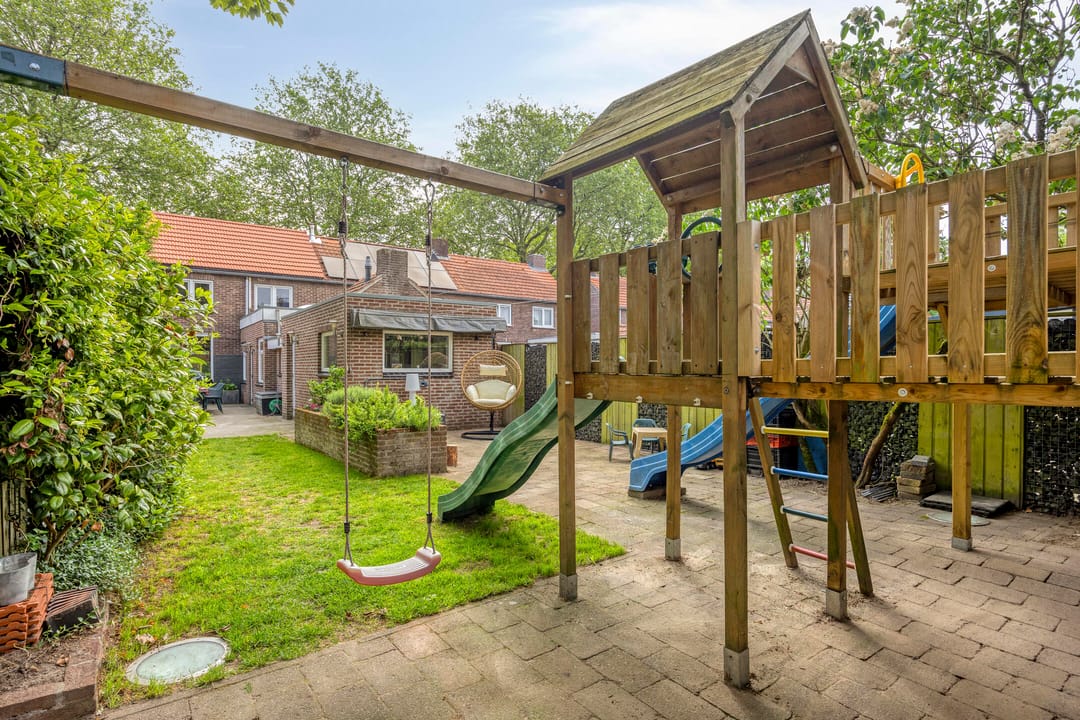 Photo 26 of Wethouder Vekemansstraat 18