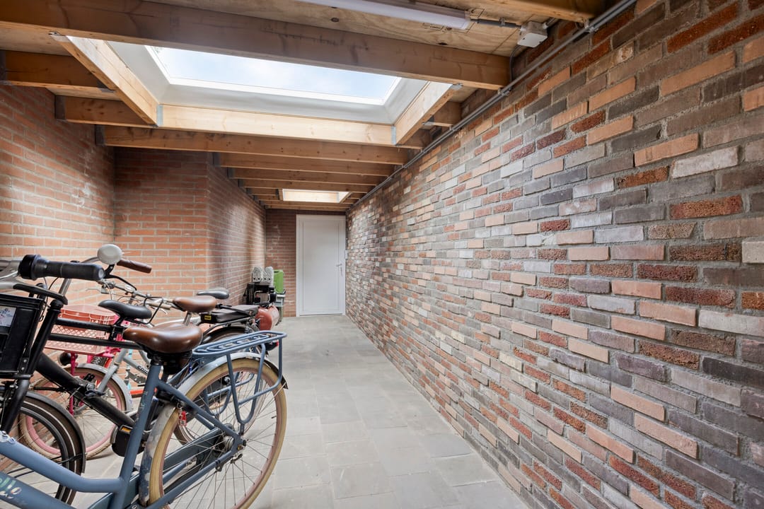 Photo 32 of Wethouder Vekemansstraat 18