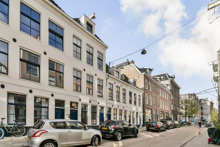 Foto 2 van Rustenburgerstraat 67-H