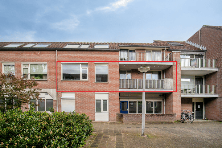 Photo 3 of Meijer van Leeuwenstraat 6