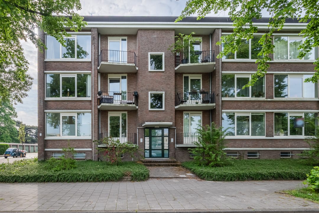 Foto 1 van Karel de Grotelaan 97