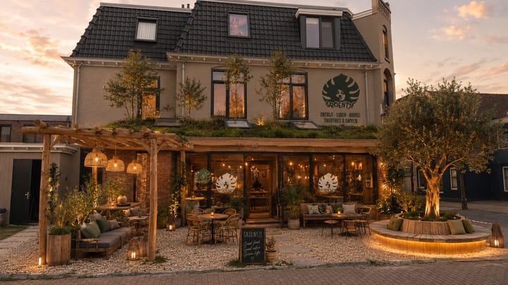 Photo 2 of Stationsplein 2-C
