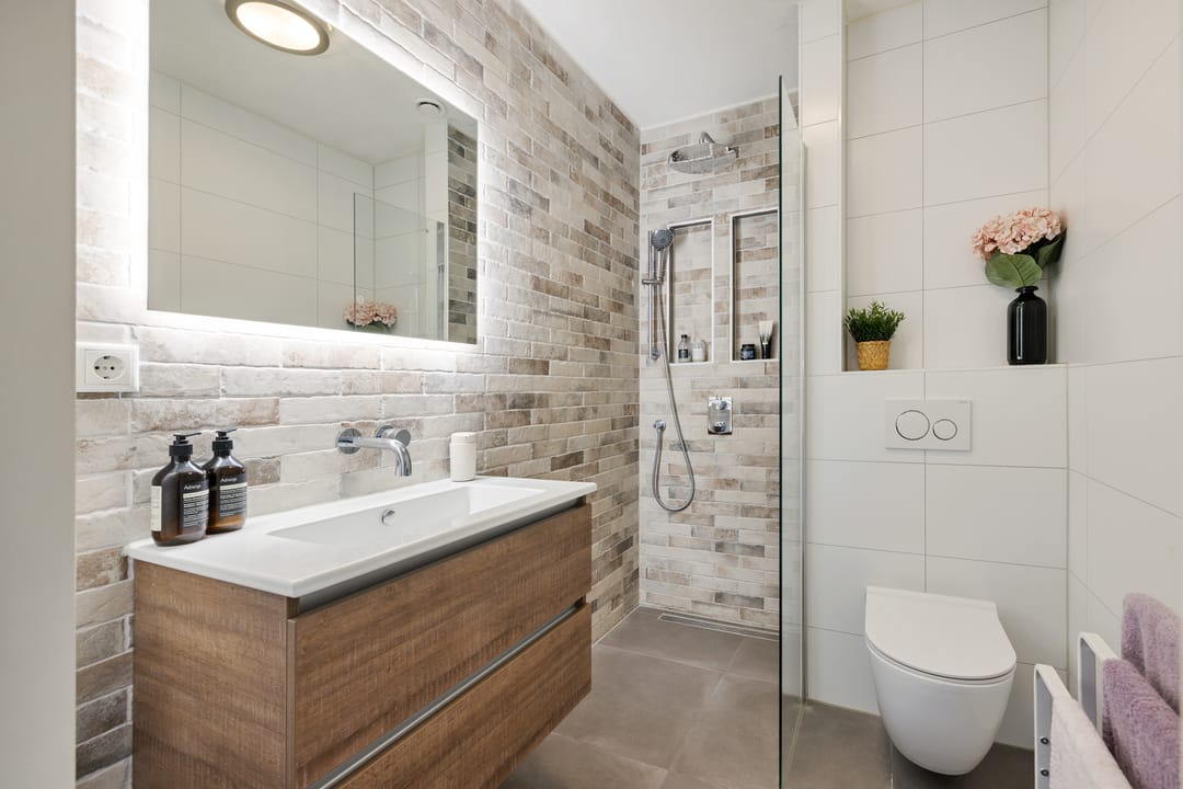 Light and Renovated Apartment in Vleuterweide with South-Facing Balcony — 26