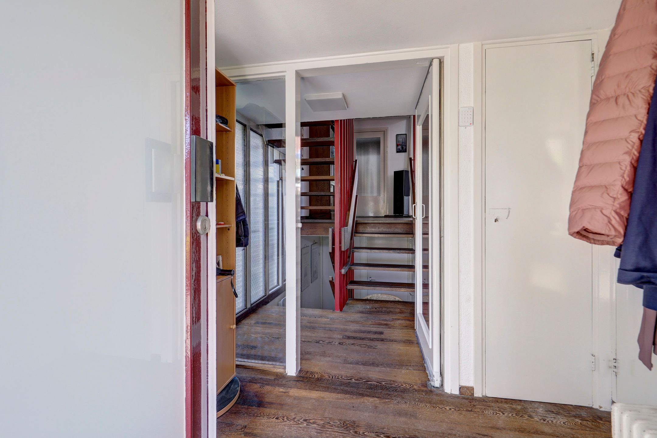 Photo 6 of Dobbestraat 9