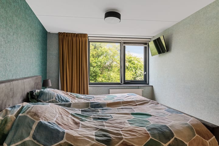 Tussenwoning te koop: Keizersmantel 513, Sneek