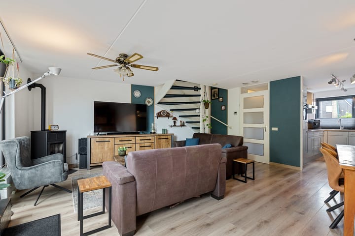 Tussenwoning te koop: Keizersmantel 513, Sneek