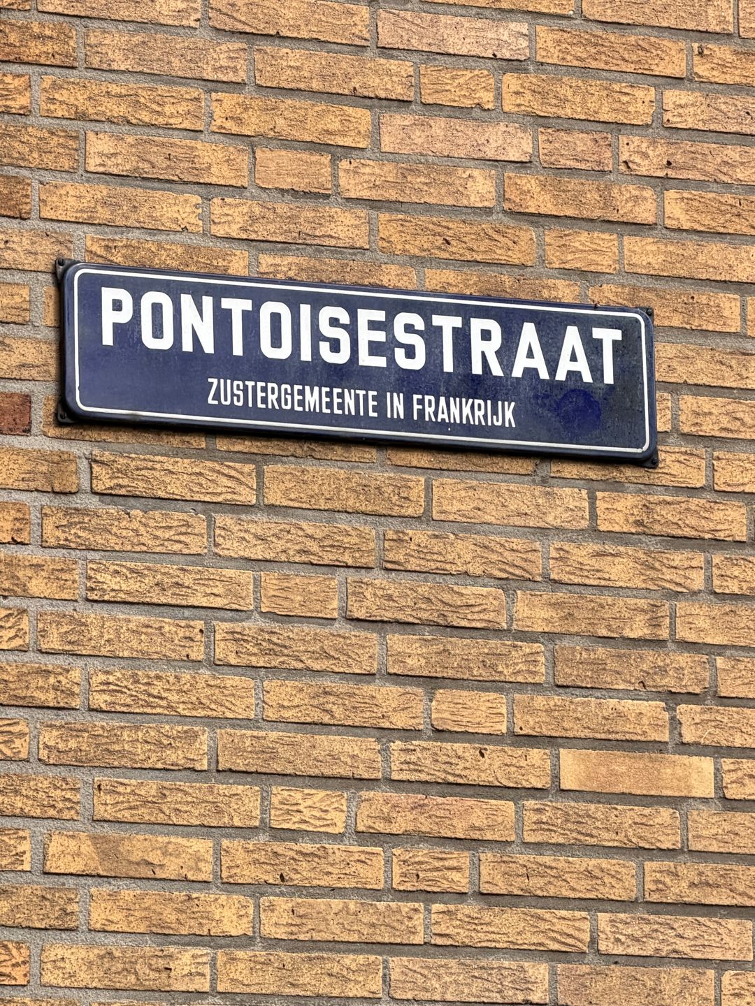 Photo 2 of Pontoisestraat 6