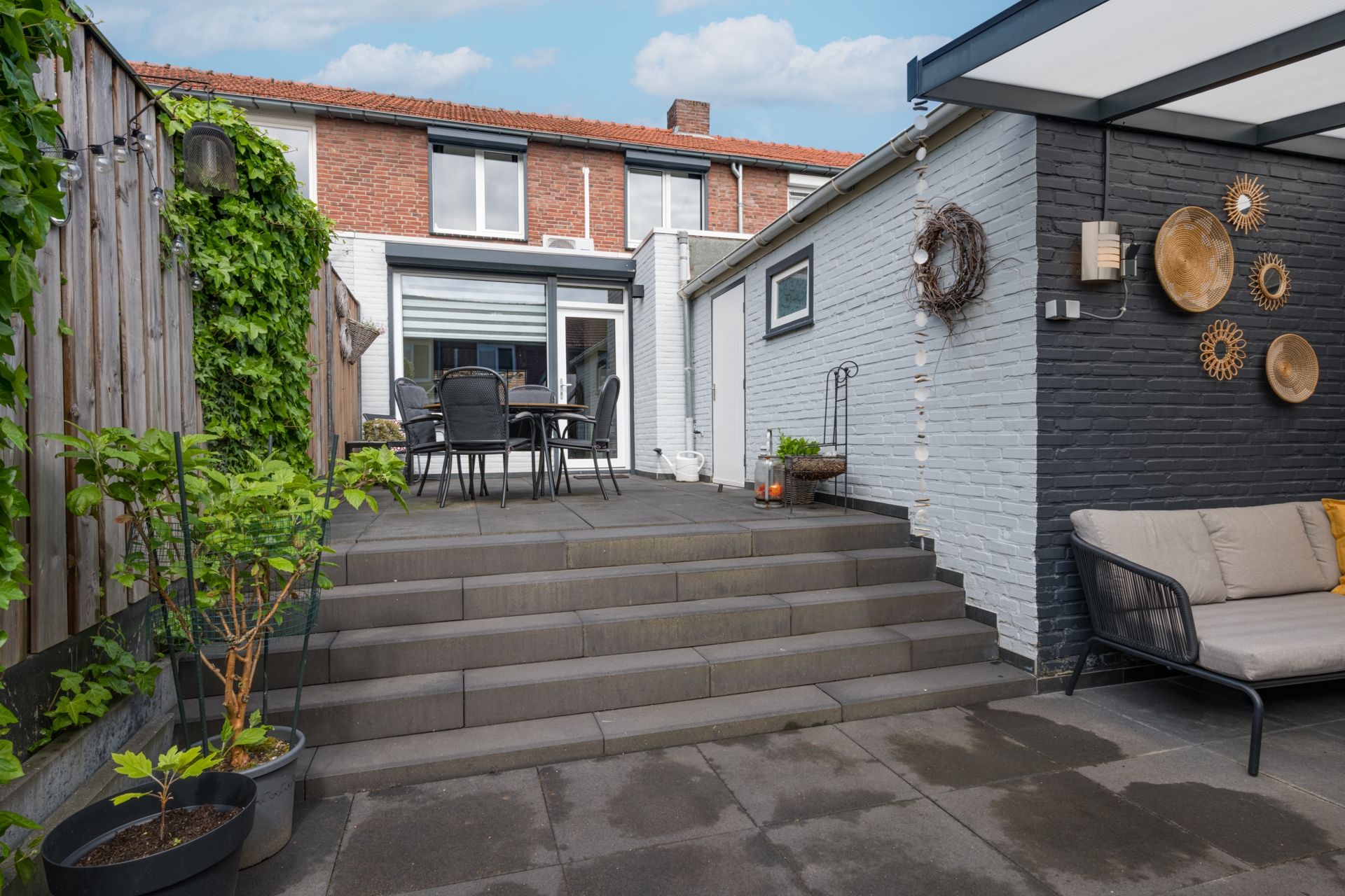 Photo 36 of Pontoisestraat 6