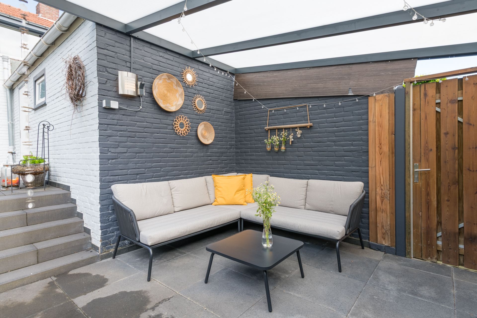 Photo 39 of Pontoisestraat 6