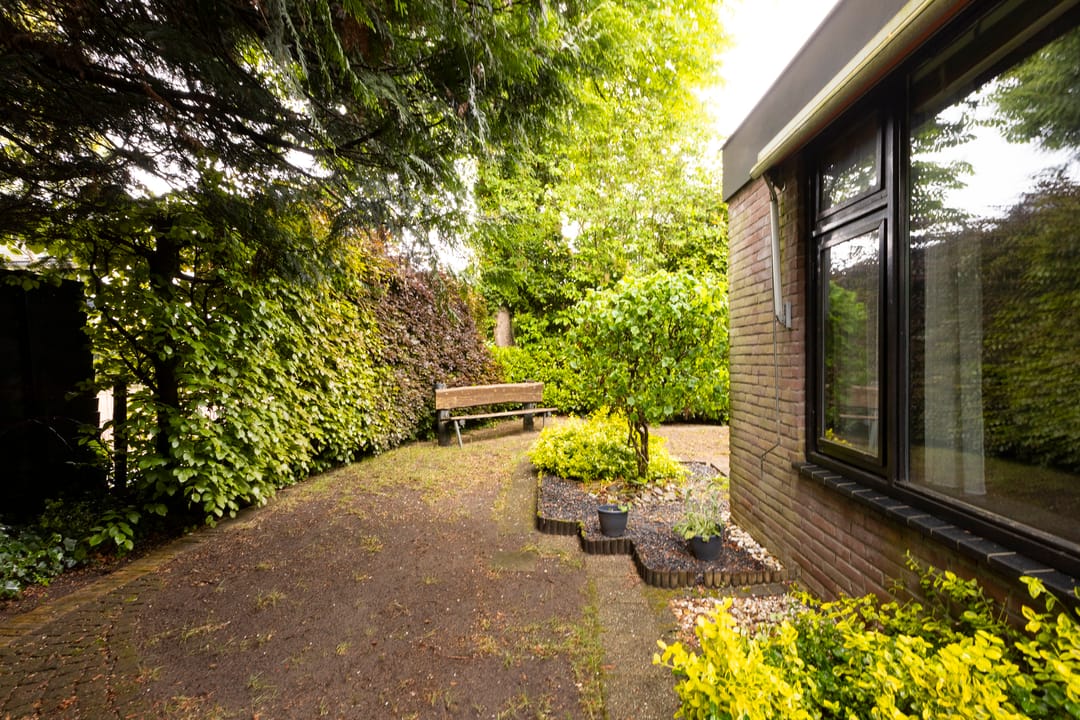 Foto 41 van Van Anrooylaan 12