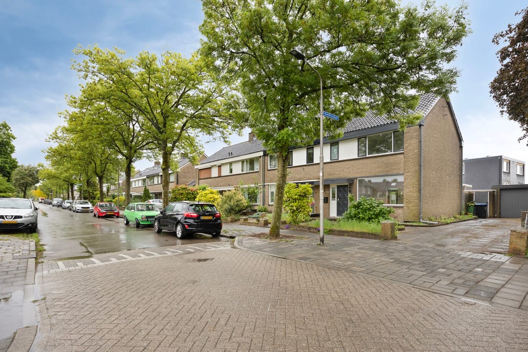Photo 22 of Topaasstraat 119