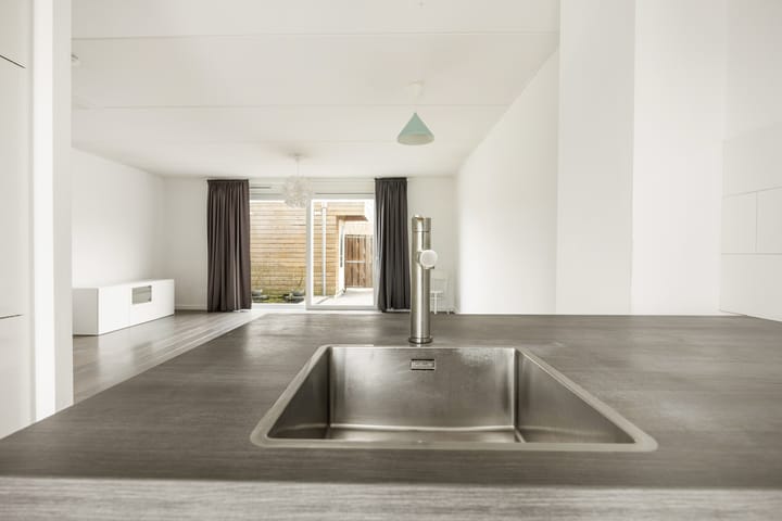 Tussenwoning te koop: Topzeil 18, Almere