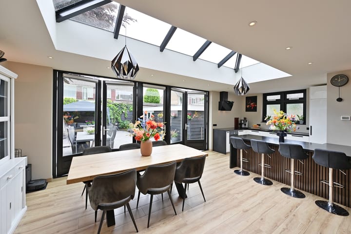 Hoekwoning te koop: Koekoeklaan 106, Bussum