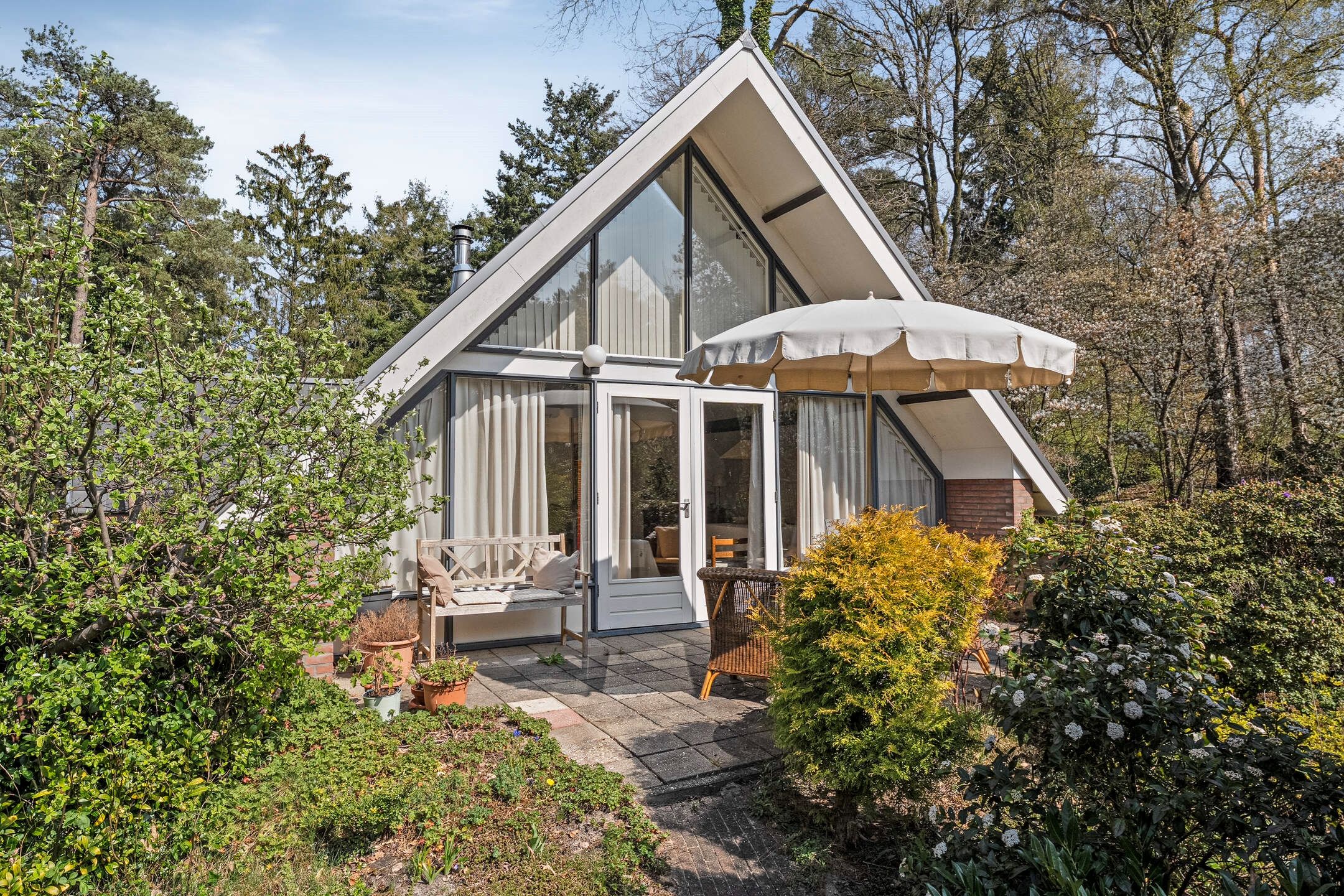 2-bedroom freehold villa in Ommen — photo 4 of 5
