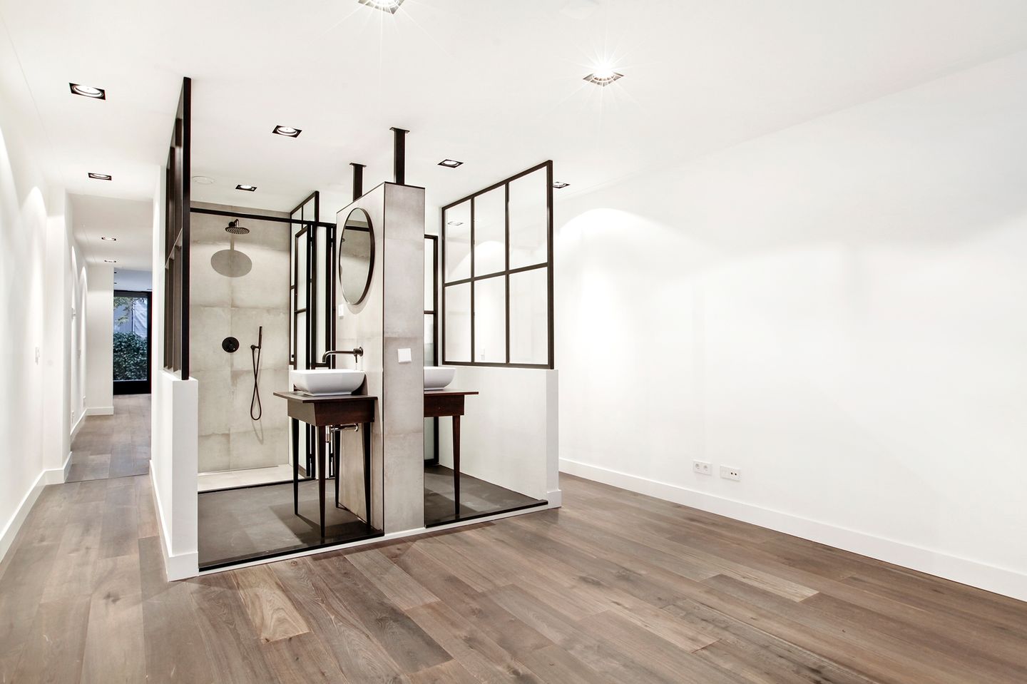 Photo 14 of Roemer Visscherstraat 11-A