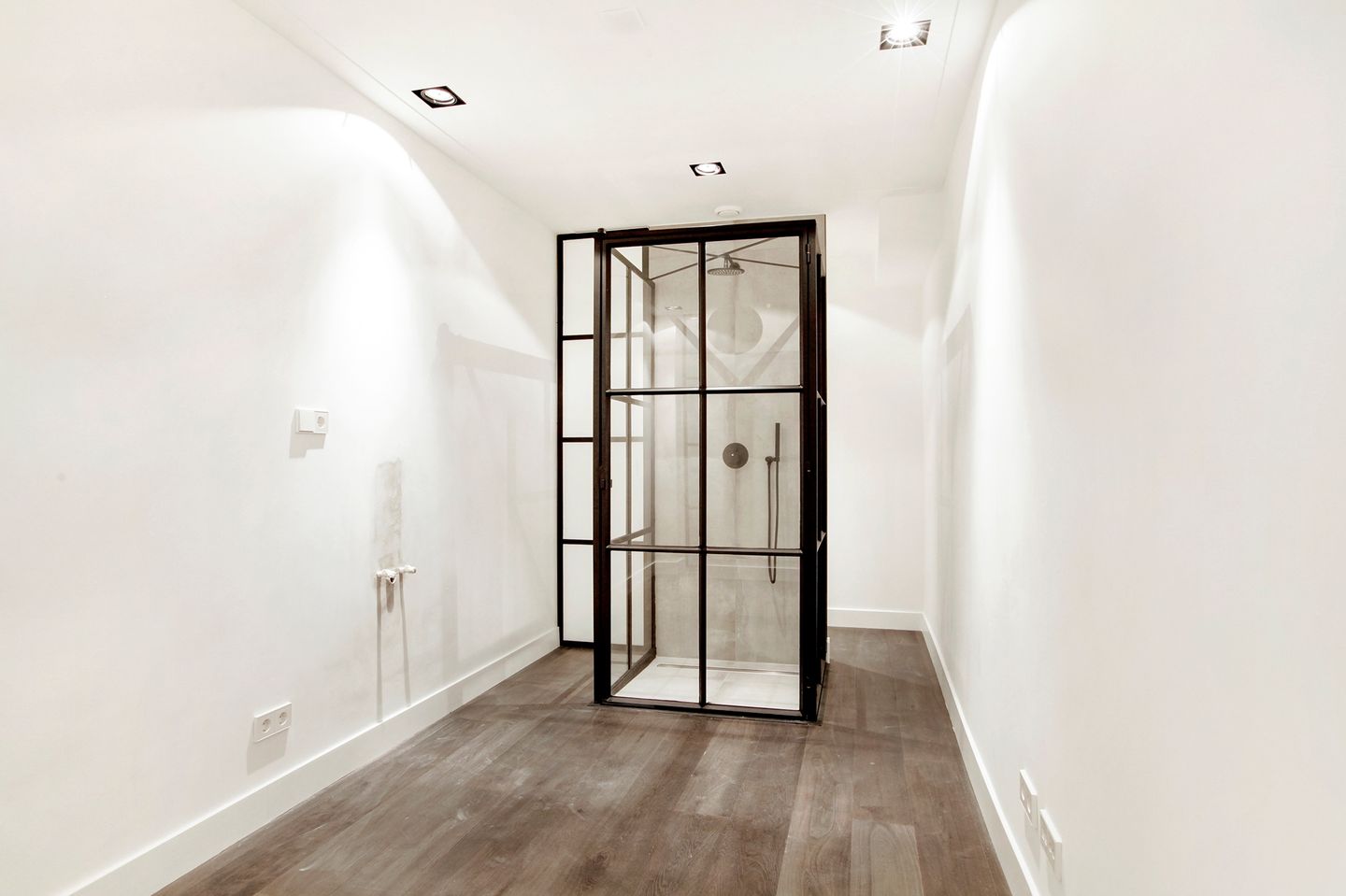 Photo 19 of Roemer Visscherstraat 11-A