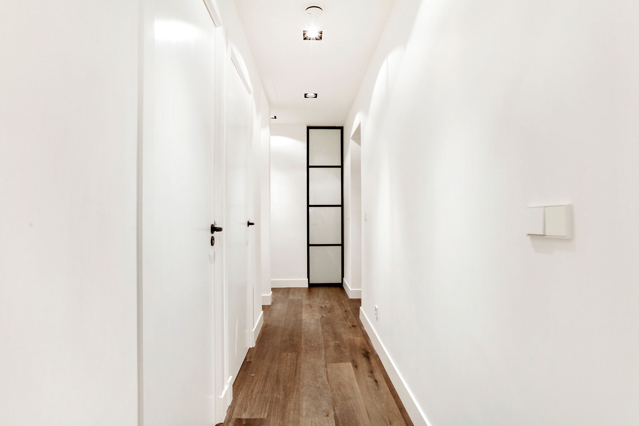 Photo 21 of Roemer Visscherstraat 11-A