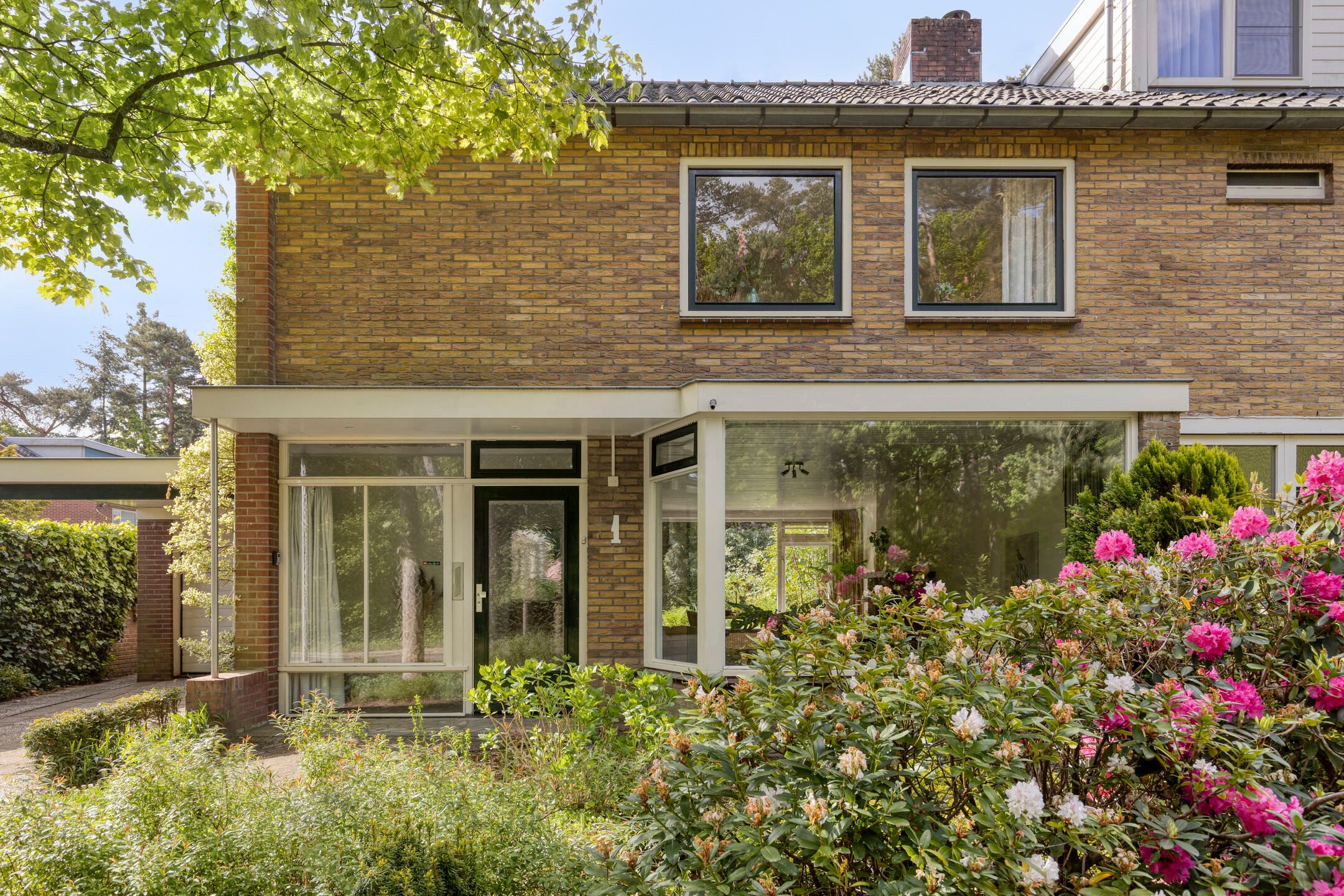 Foto 6 van Kamerlingh Onneslaan 1