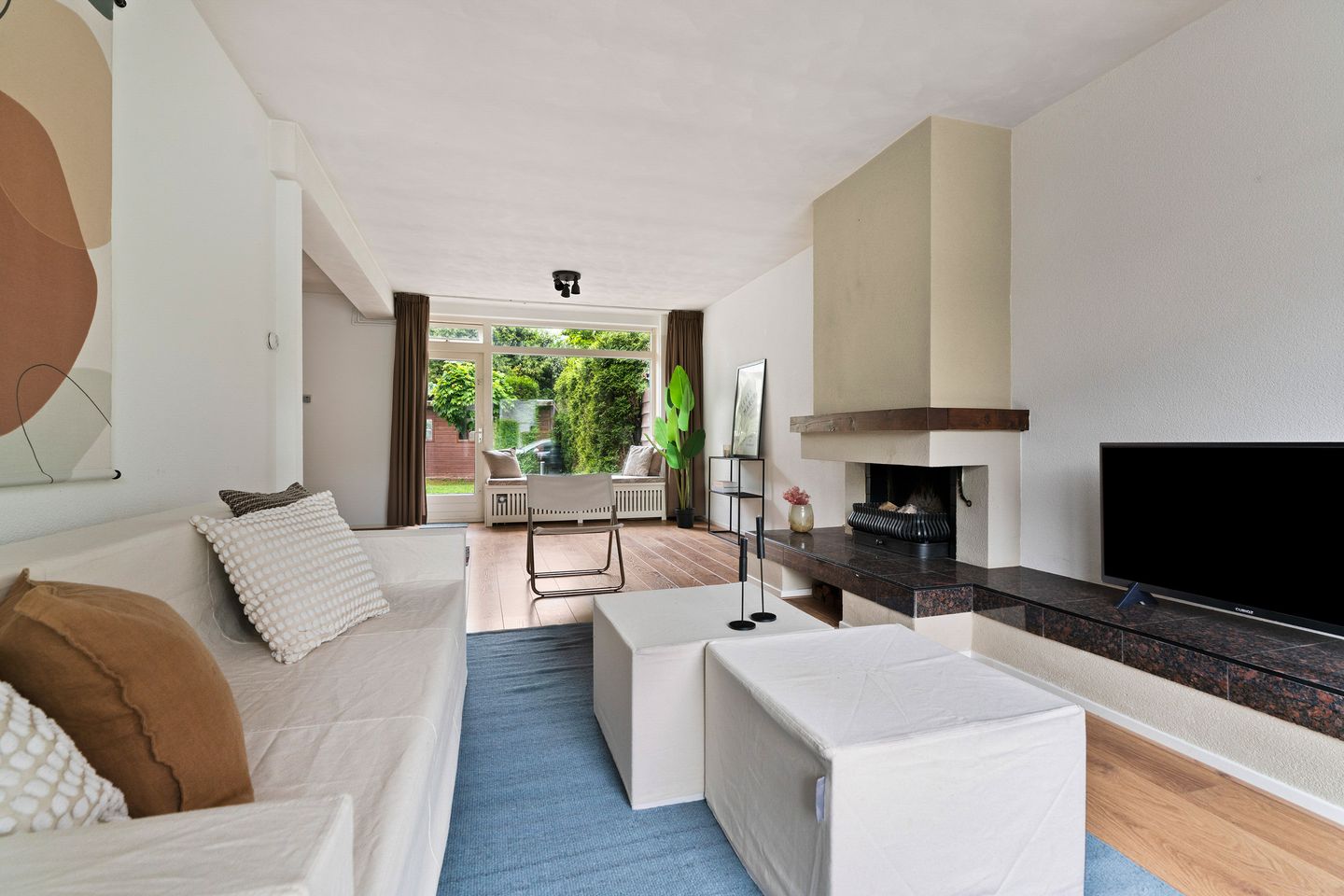 Foto 4 van Domela Nieuwenhuisstraat 5