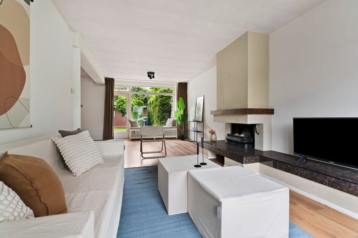 Foto 4 van Domela Nieuwenhuisstraat 5