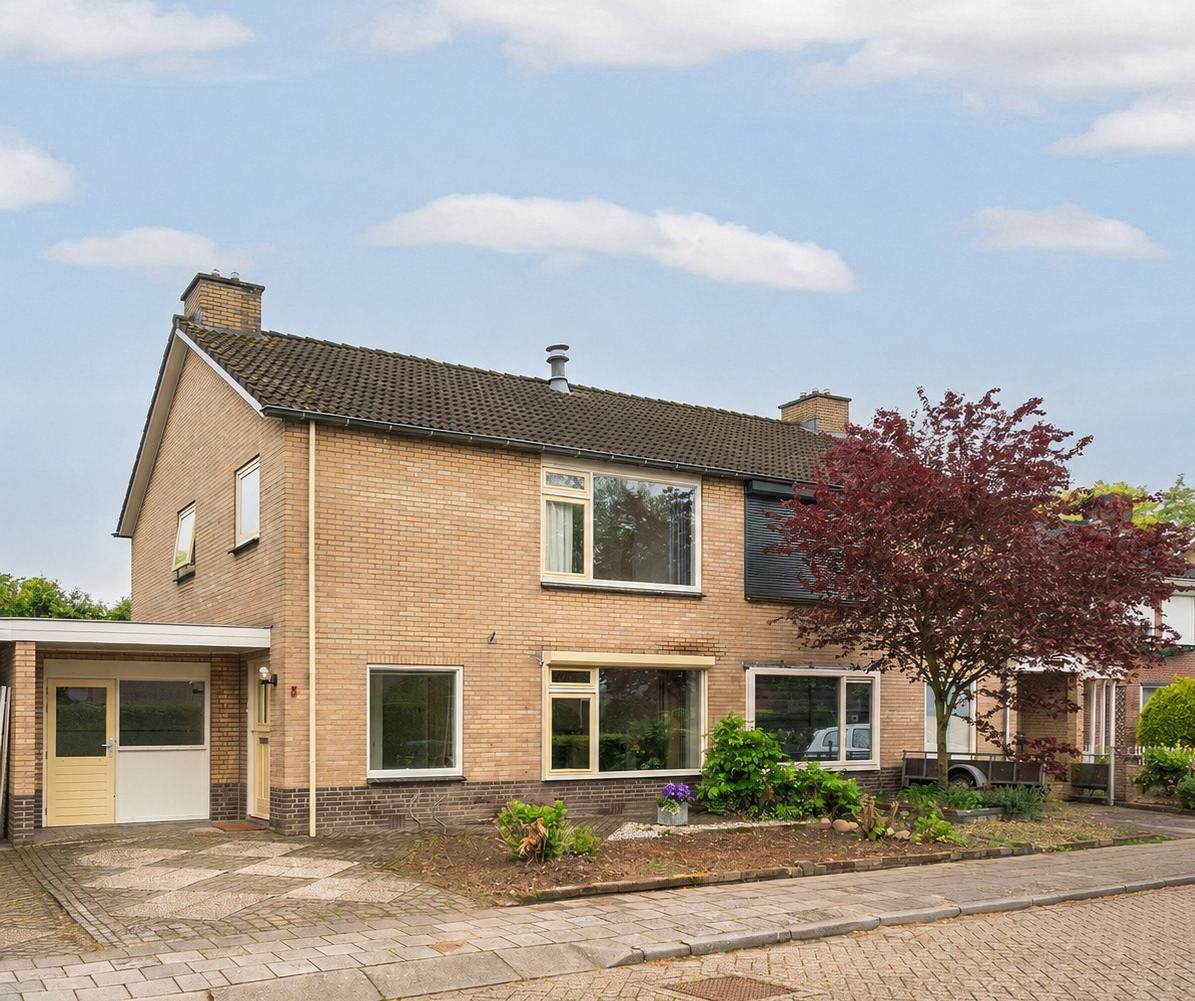 Domela Nieuwenhuisstraat 5 
