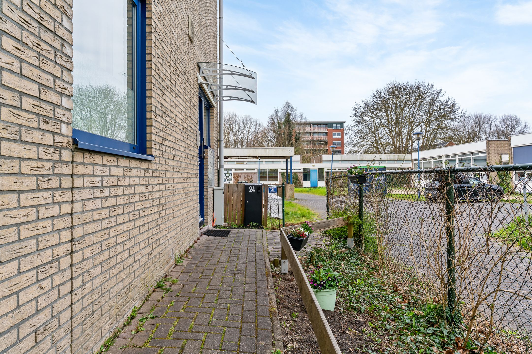 Photo 15 of De Weer 23-C