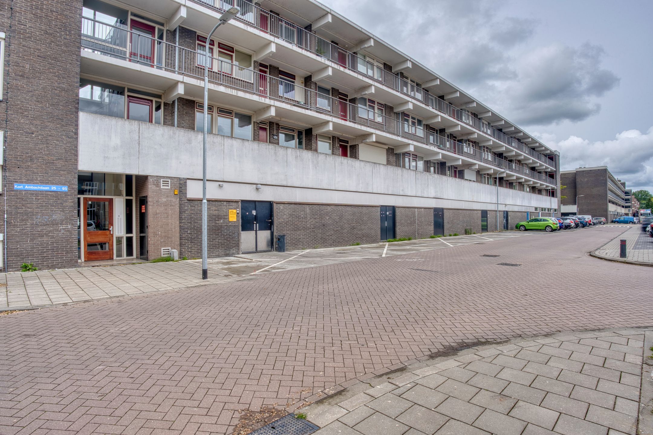 Photo 33 of Kort-Ambachtlaan 47