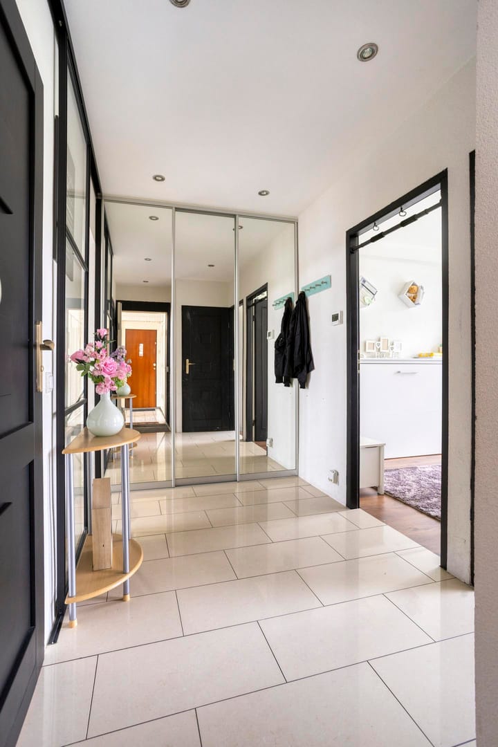 Appartement te koop: Tesselschadelaan 54, Uithoorn