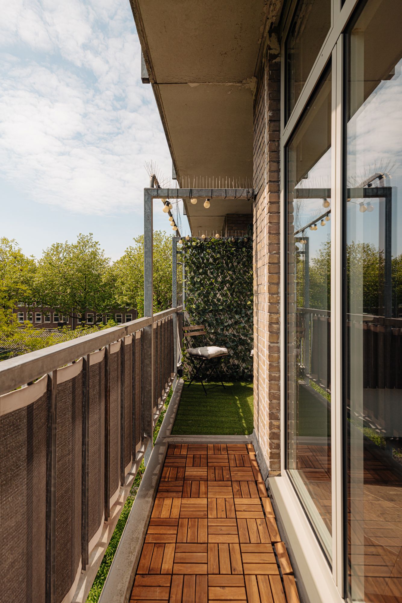 Renovated 1930s Apartment with Sunny Balcony in Bos en Lommer, Amsterdam — 12