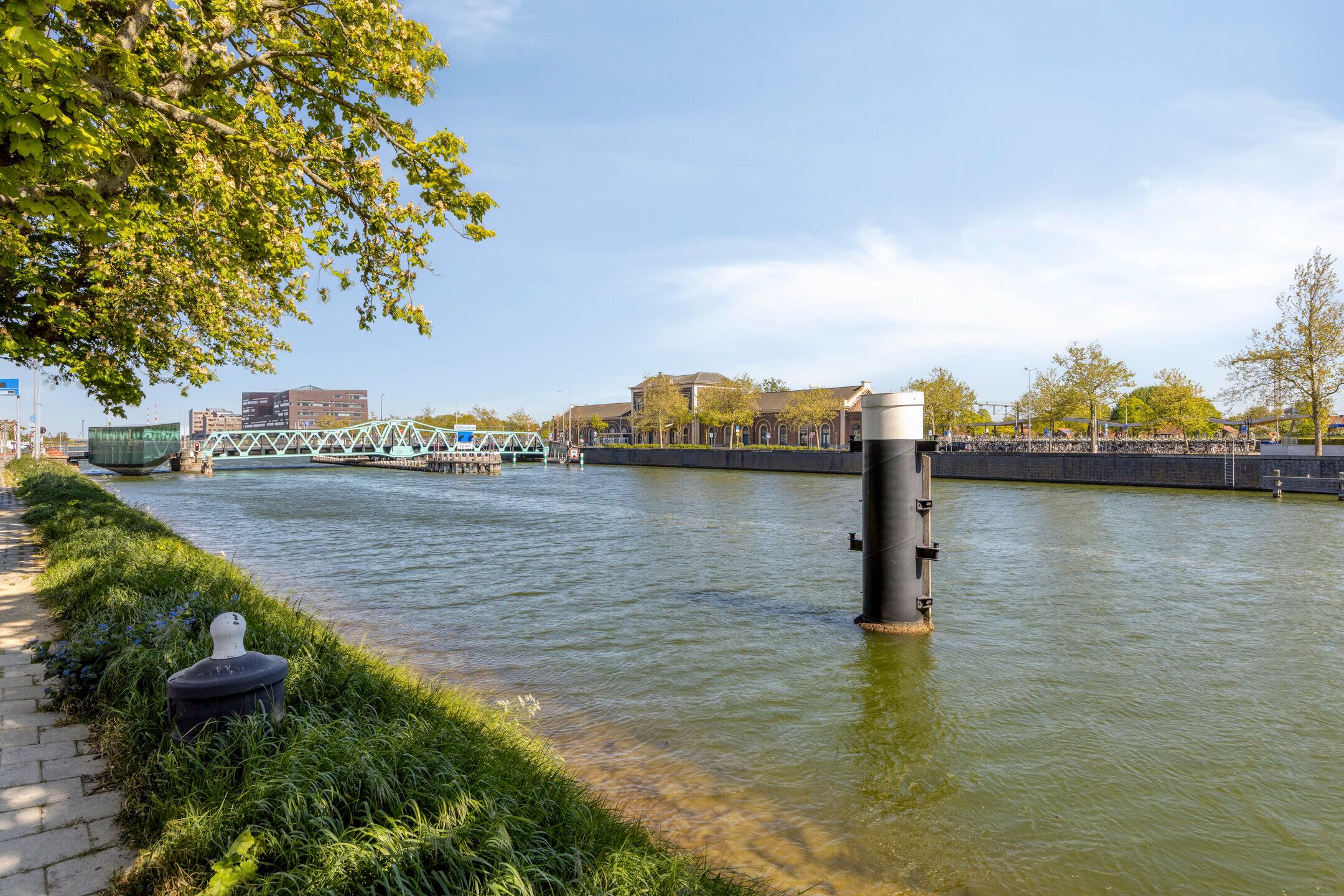 Photo 57 of Blauwedijk 25