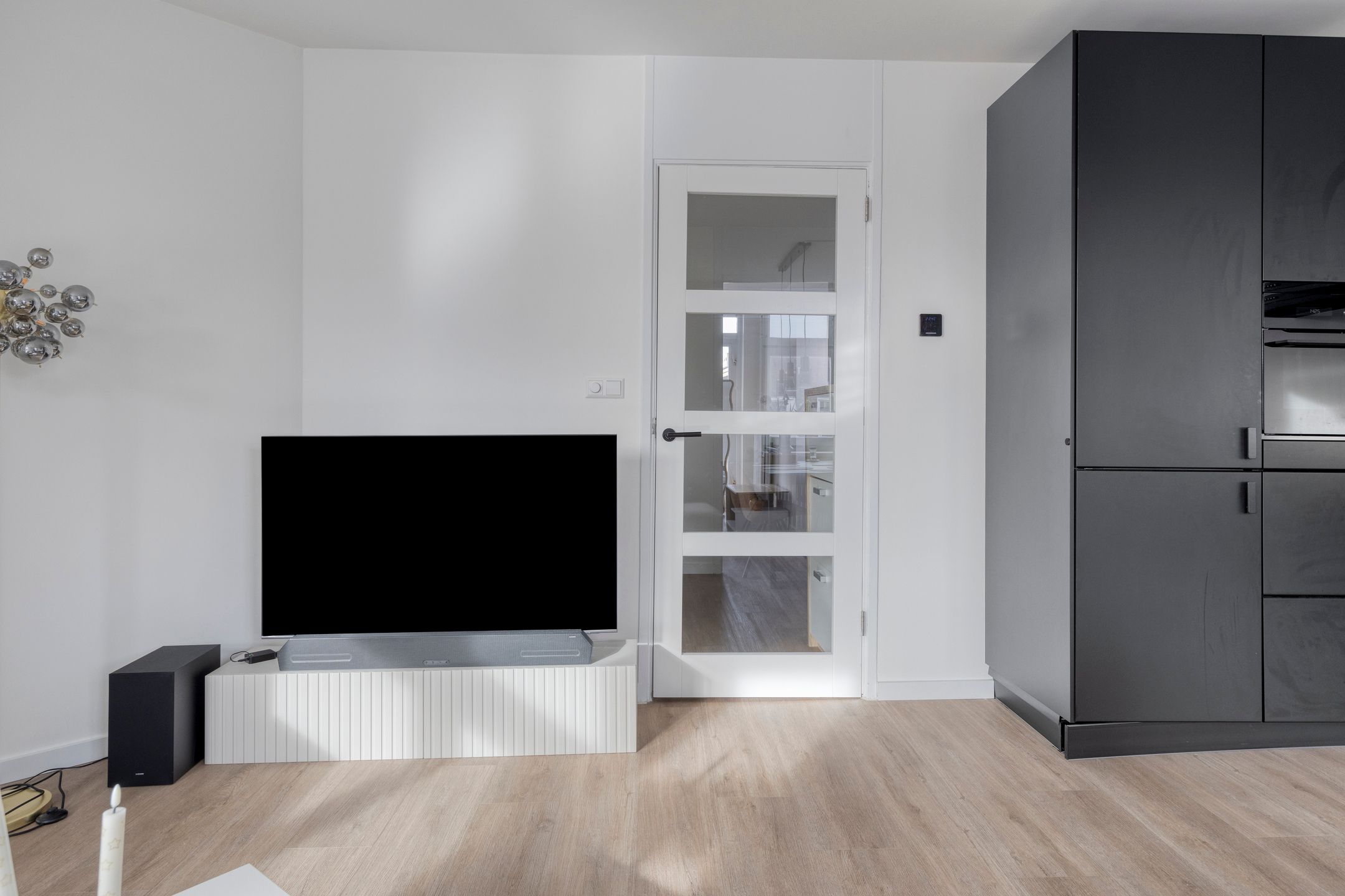 Photo 9 of Jan van Galenstraat 170-3