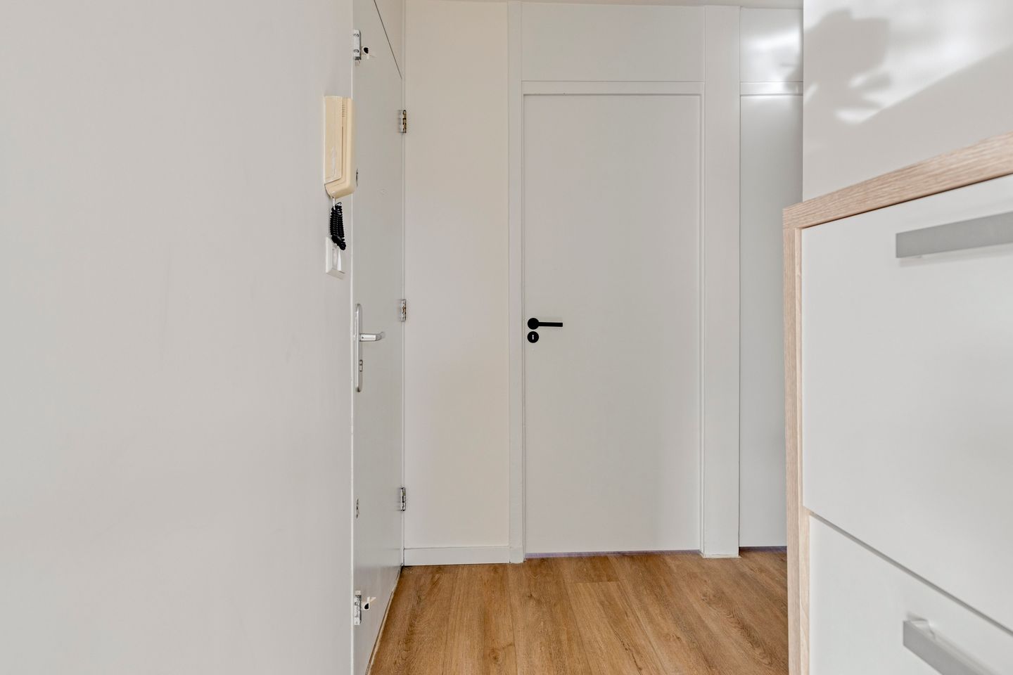 Photo 10 of Jan van Galenstraat 170-3
