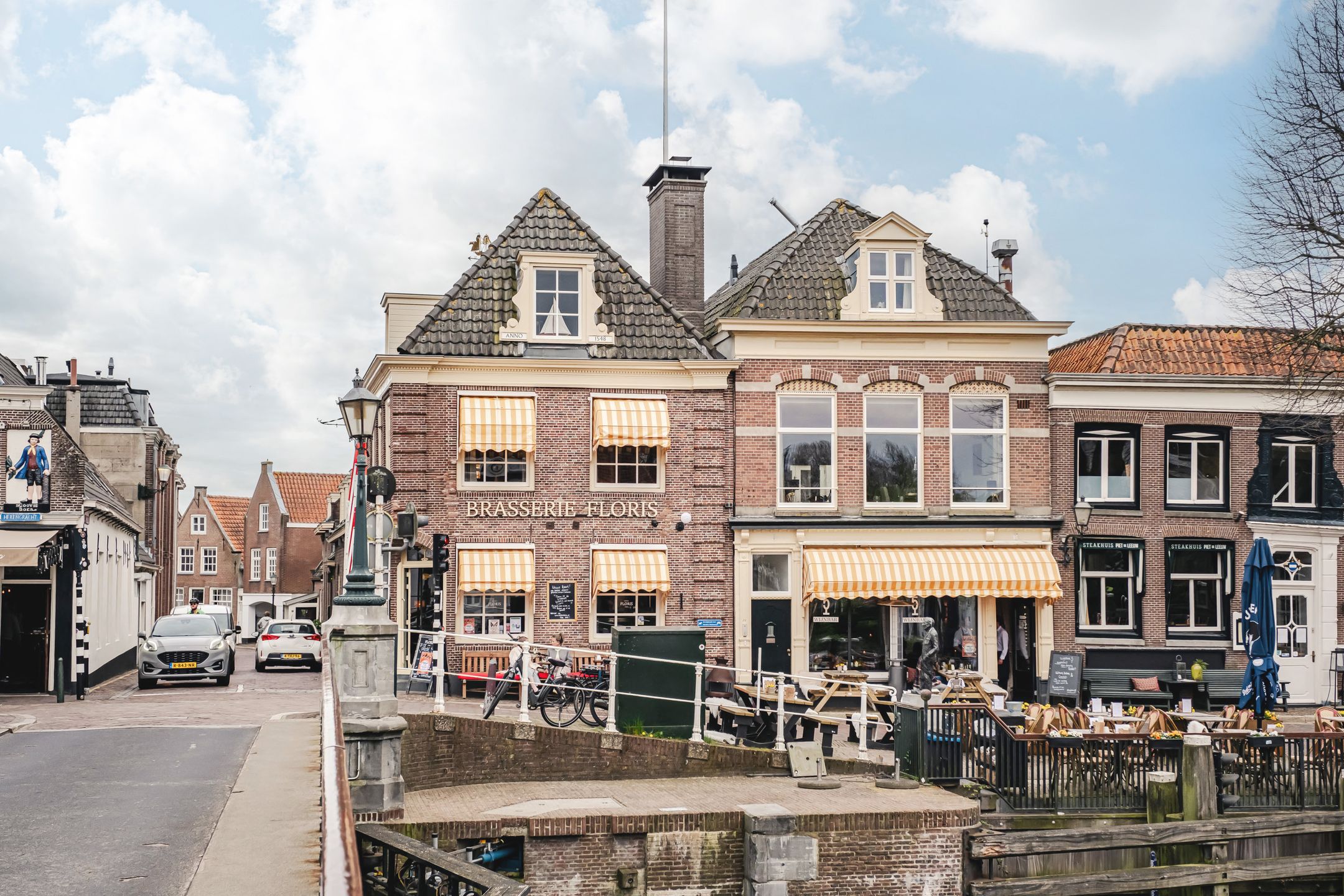 Photo 57 of Hellingstraat 48