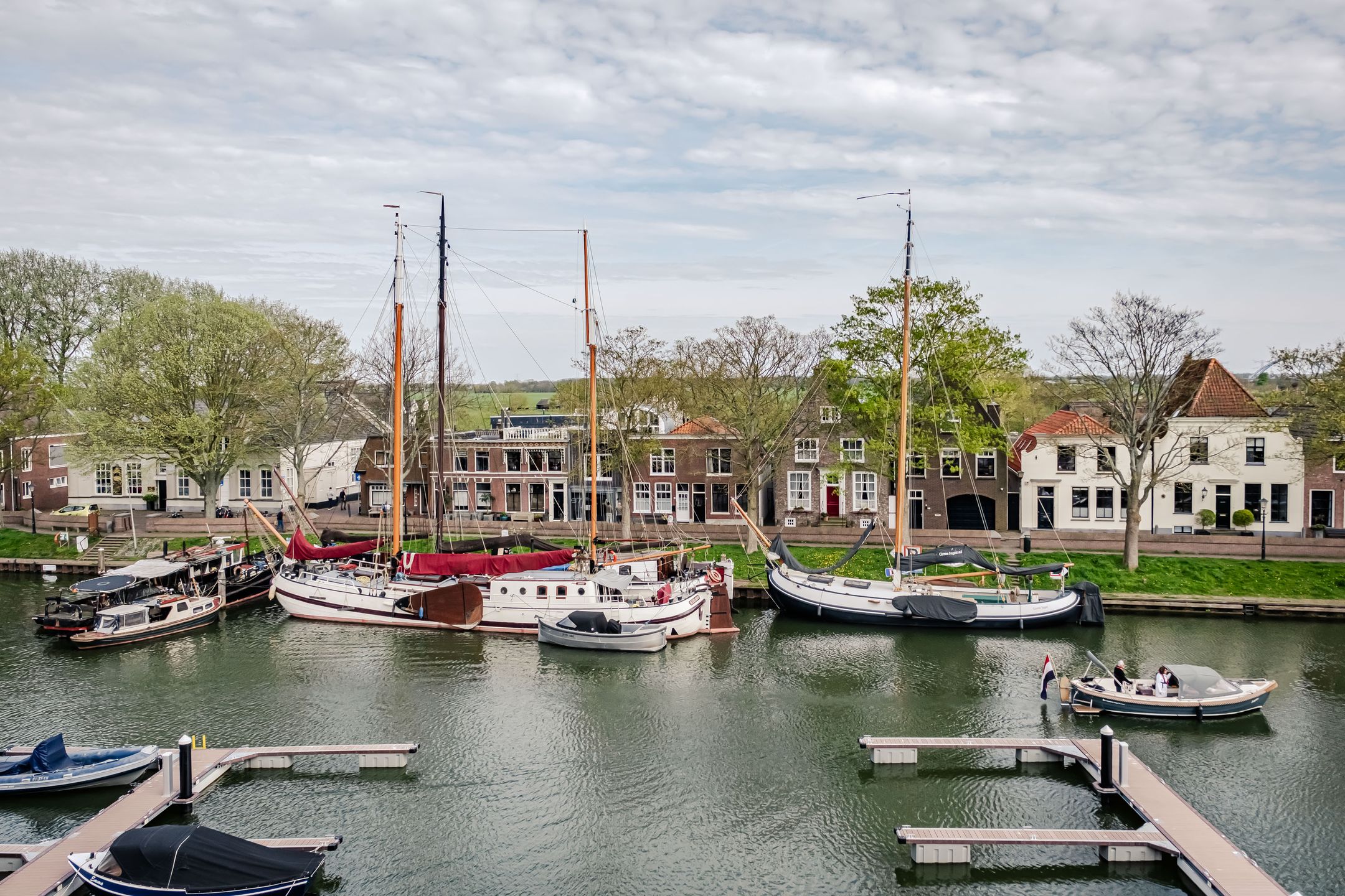 Photo 54 of Hellingstraat 48