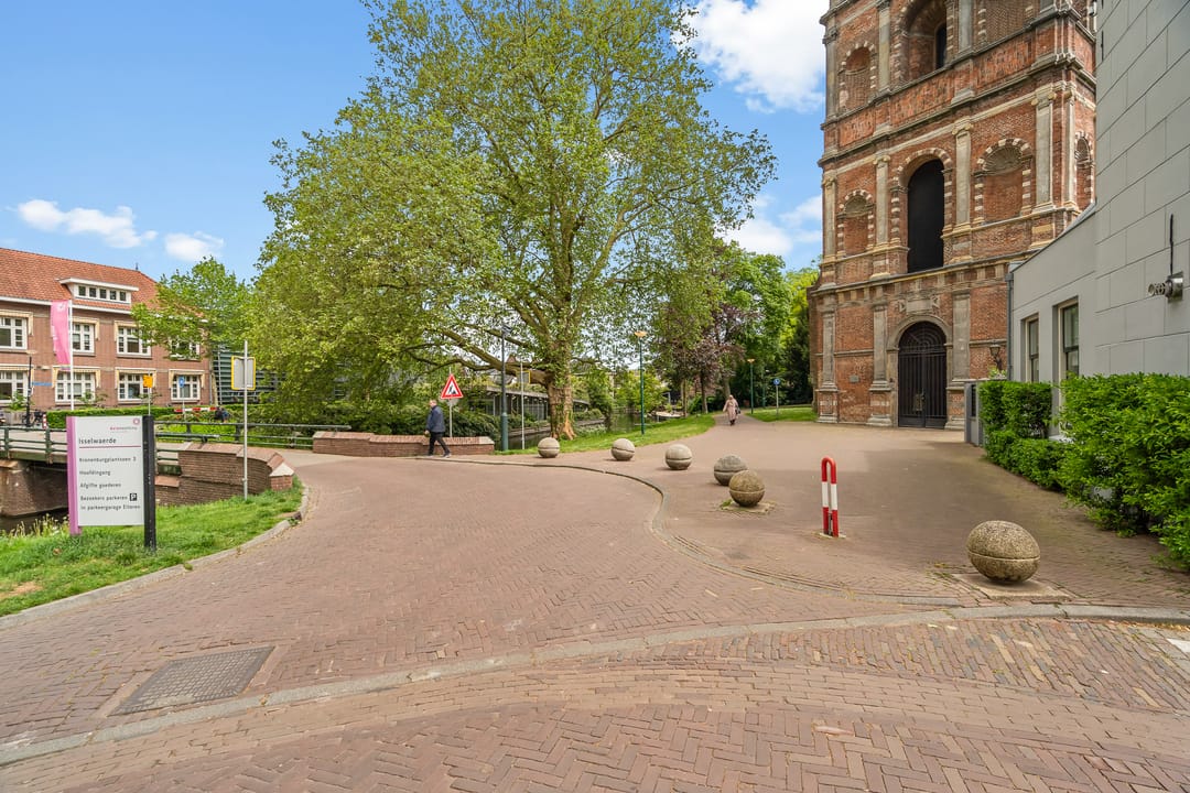 Historic Canal Front Residence with Modern Luxury in IJsselstein — 62