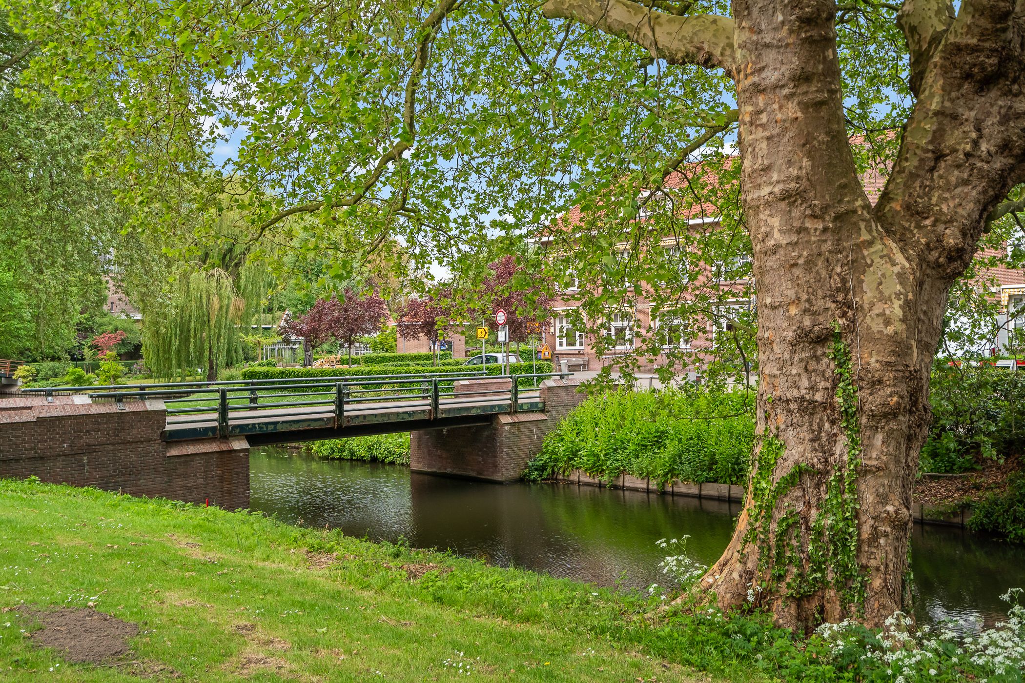 Historic Canal Front Residence with Modern Luxury in IJsselstein — 60