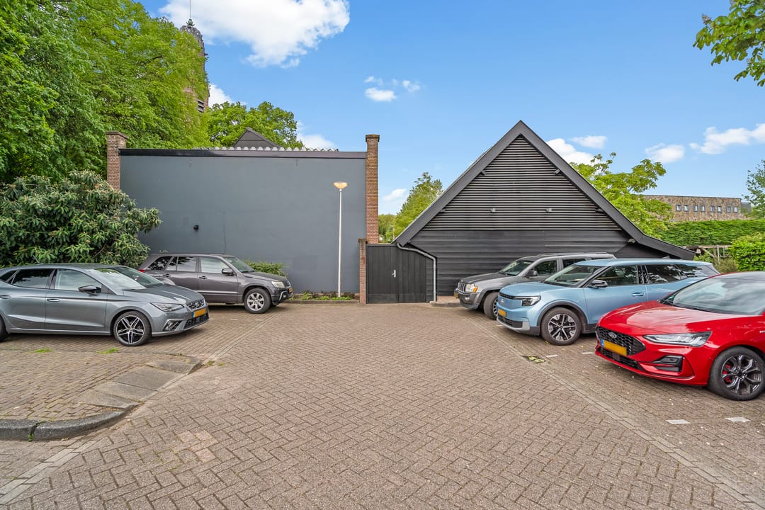 Historic Canal Front Residence with Modern Luxury in IJsselstein — 52