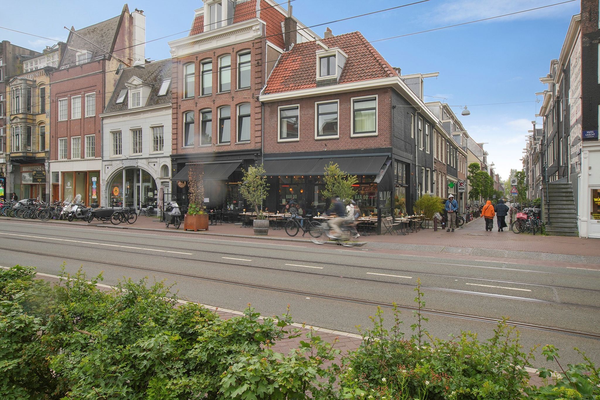 Photo 24 of Fokke Simonszstraat 25-2