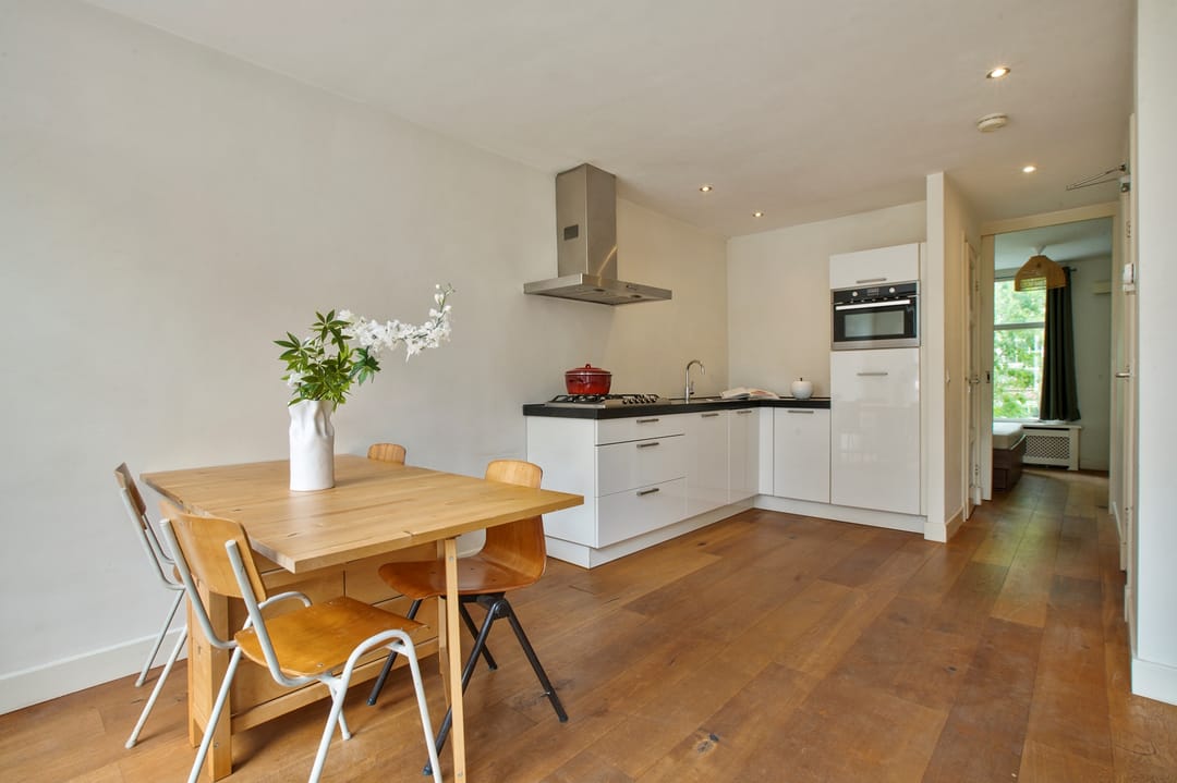 Photo 8 of Fokke Simonszstraat 25-2