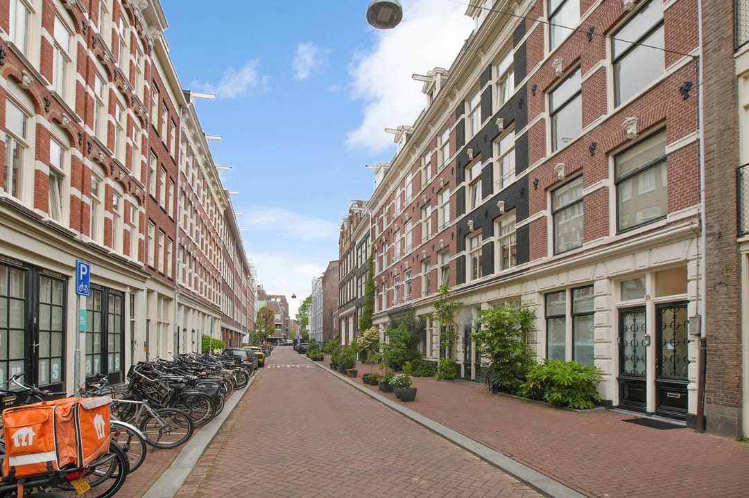 Photo 22 of Fokke Simonszstraat 25-2