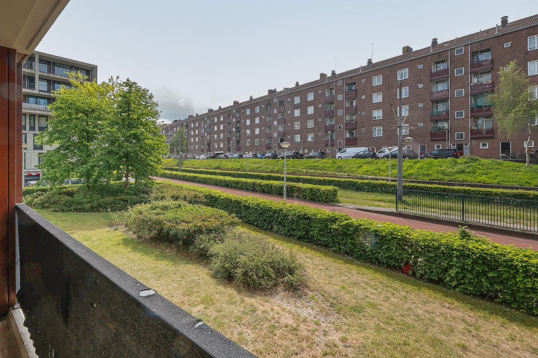 Photo 7 of Willem Baerdesenstraat 8