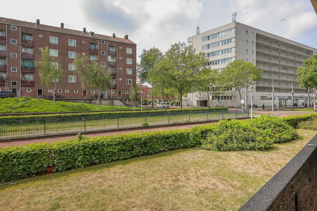Photo 8 of Willem Baerdesenstraat 8