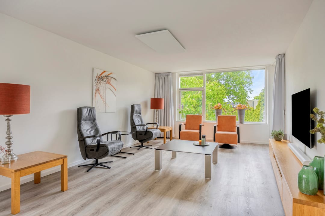 Turnkey Corner Apartment with Lift and Balcony in Heino Centre — 17